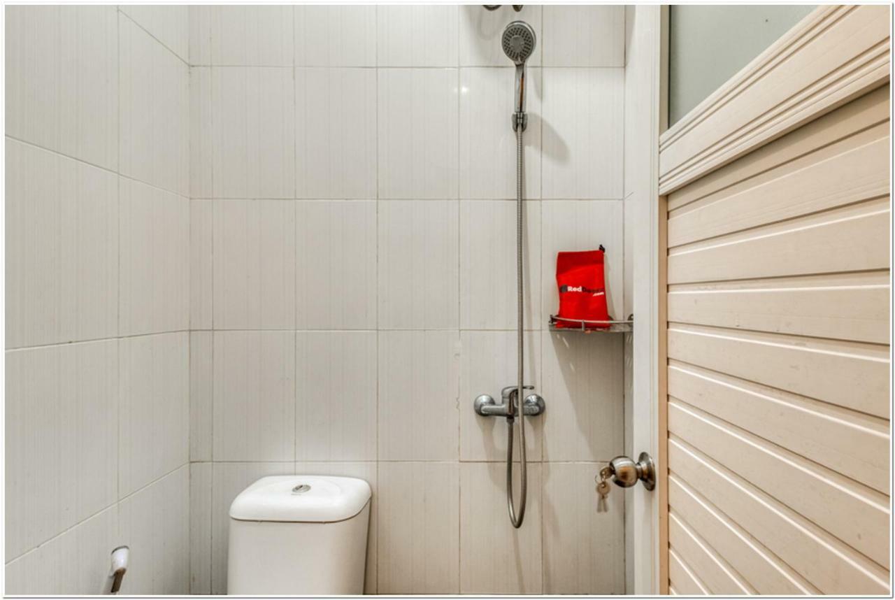 Reddoorz Near Ramai Mall Malioboro Yogyakarta Ngoại thất bức ảnh