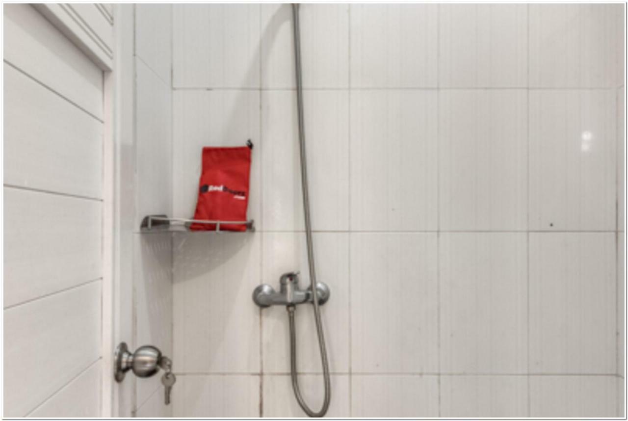 Reddoorz Near Ramai Mall Malioboro Yogyakarta Ngoại thất bức ảnh