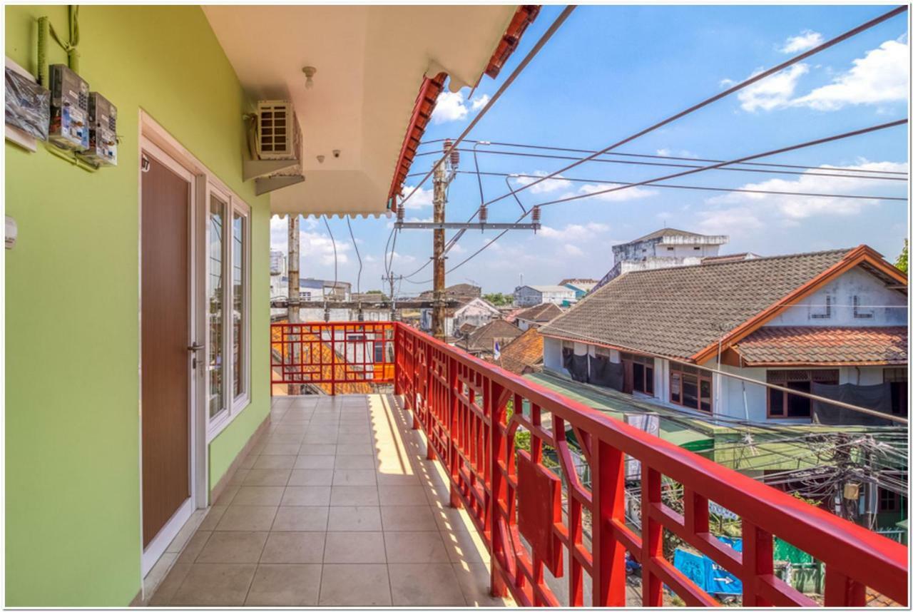 Reddoorz Near Ramai Mall Malioboro Yogyakarta Ngoại thất bức ảnh